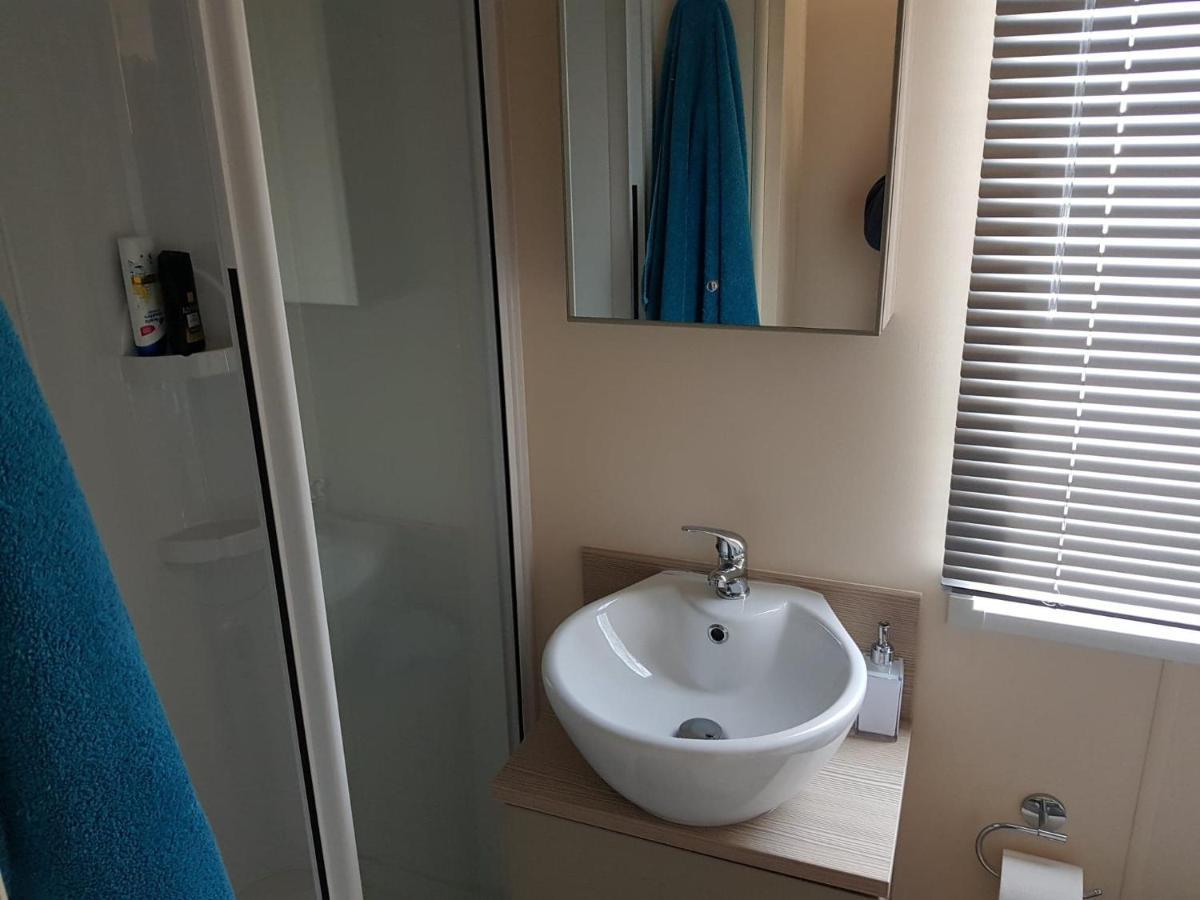 צ'אפל סנט לאונרדס 6 Berth Deluxe Caravan Palm Grove 42 מראה חיצוני תמונה
